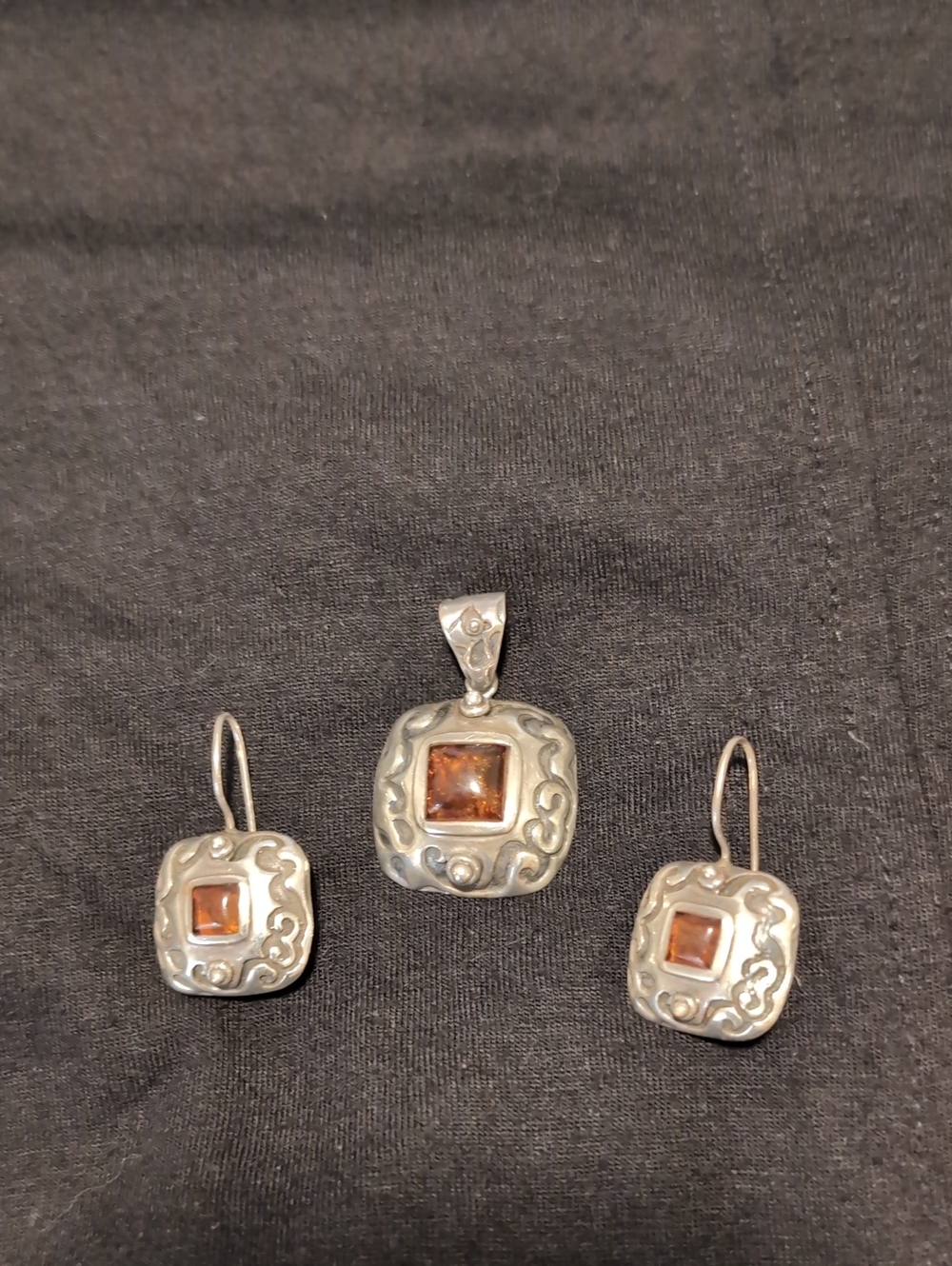 Silpada Sterling Silver Cognac Amber Pendant and earrings